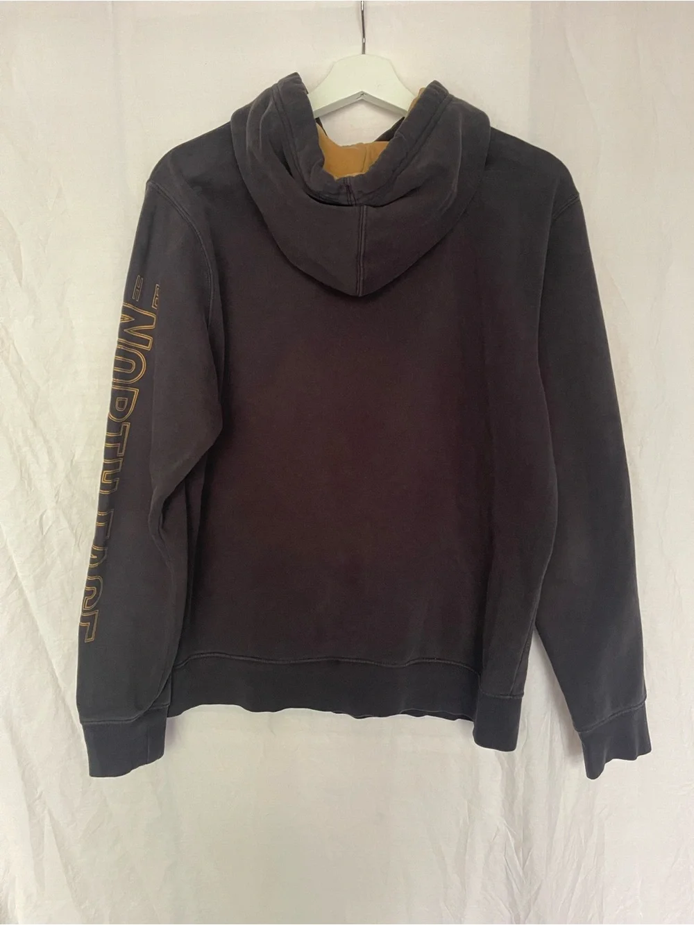 The North Face Men's Half Dome Pullover Hoodie Size M Adventure Outdoor Gym